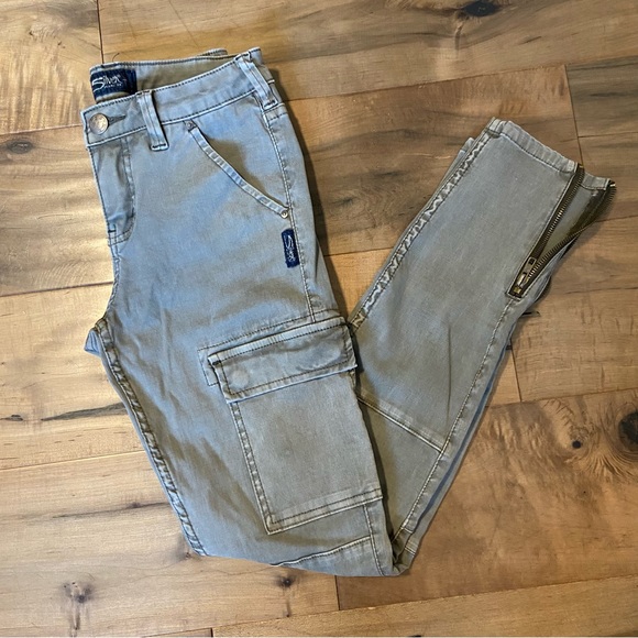 Silver Brand Skinny Cargo Jeans - Picture 1 of 6
